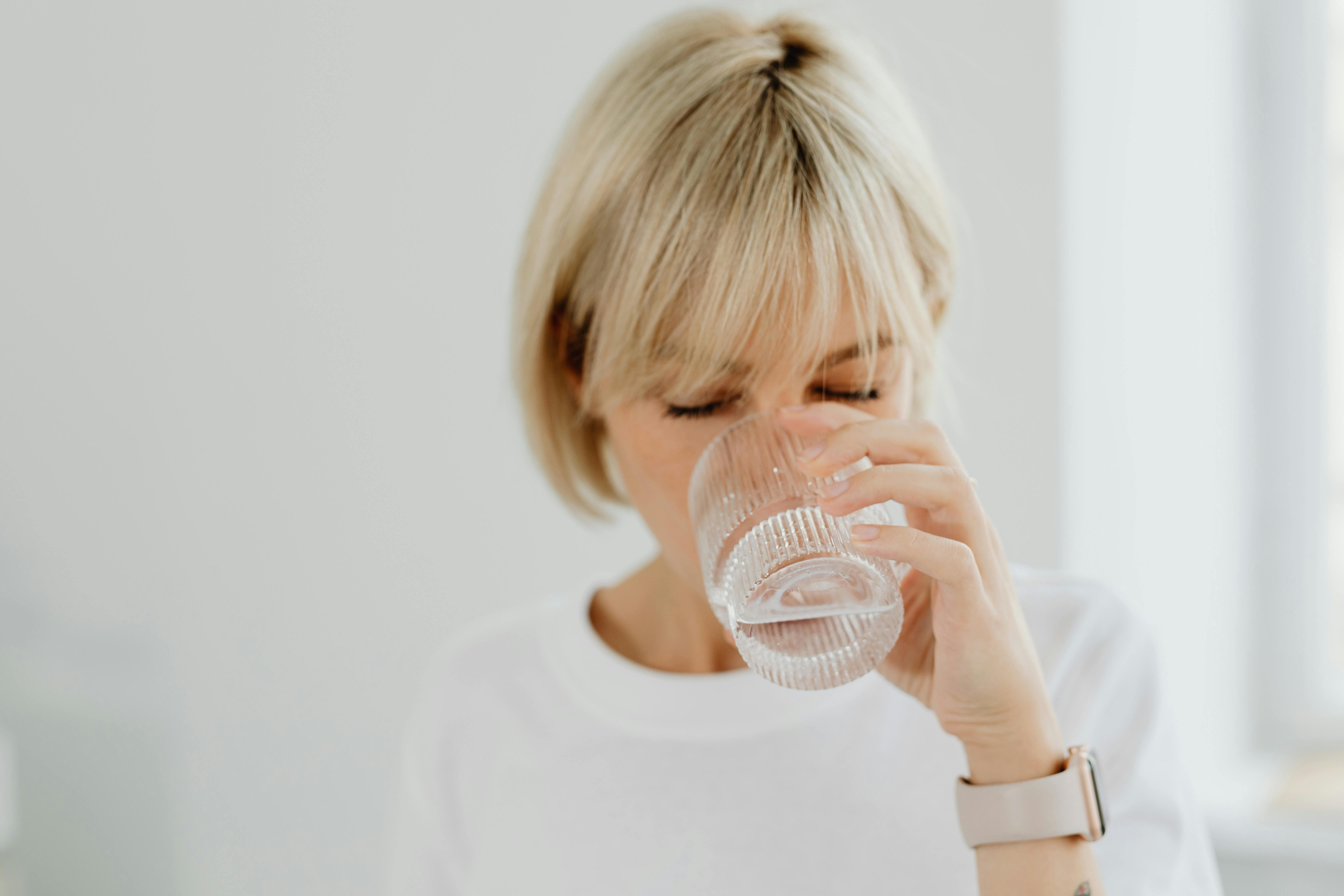 Su İçer İçmez Tuvalete Gitme İsteğinin Nedeni Nedir?- Dyt. Melike Karaca